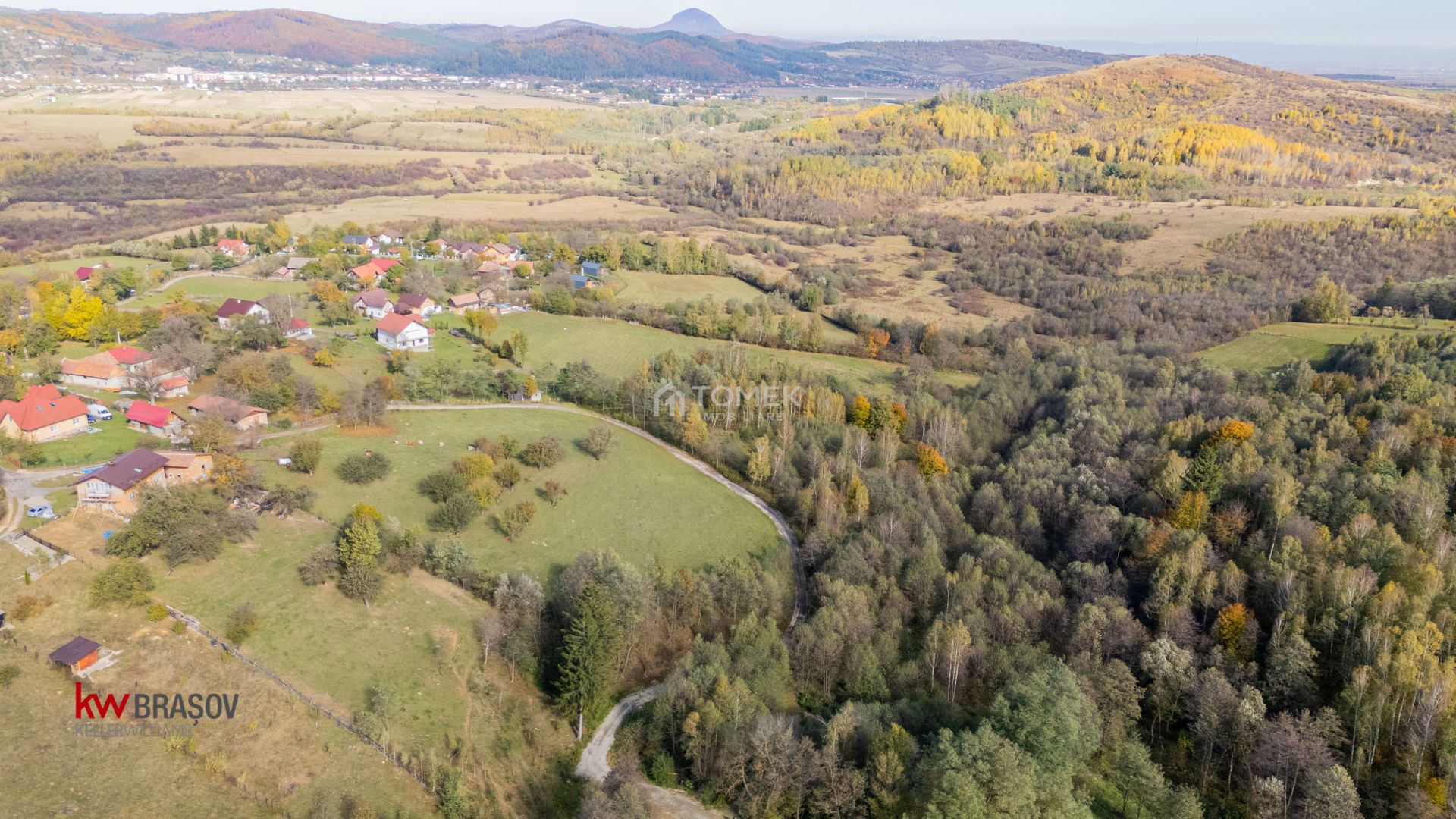 Teren intravilan în Zărnești, zona Tohanita, cu pădurice și parau curg - Poză 3