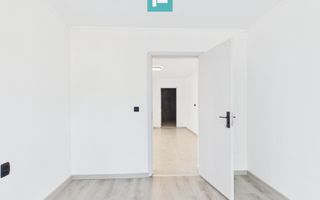 Casă cu 4 camere și teren de 738 mp - Șimand - Poză 9