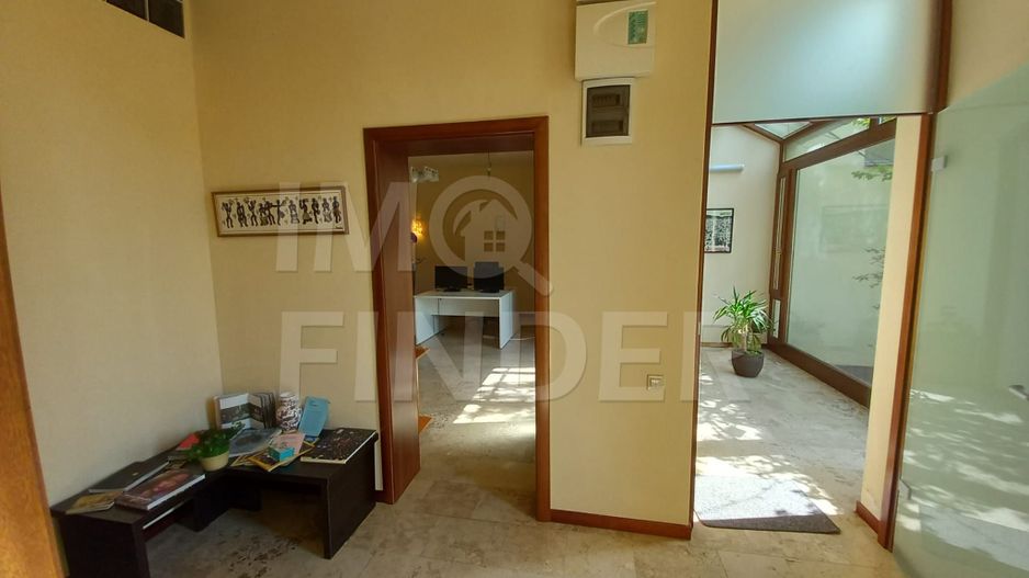 Spatiu de Birou Ultrafinisat zona Centrala - Poză 9