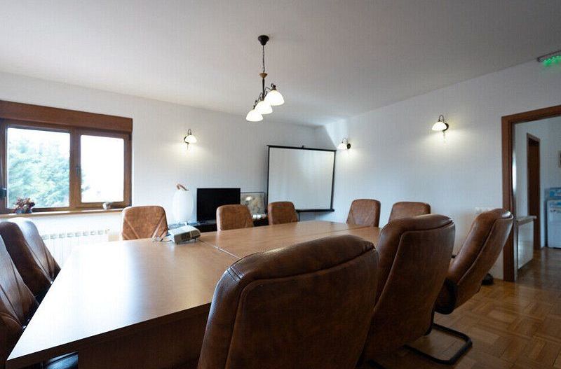 Vila cu 750 mp utili si teren de 1.480 mp in Erou Iancu Nicolae - Poză 21