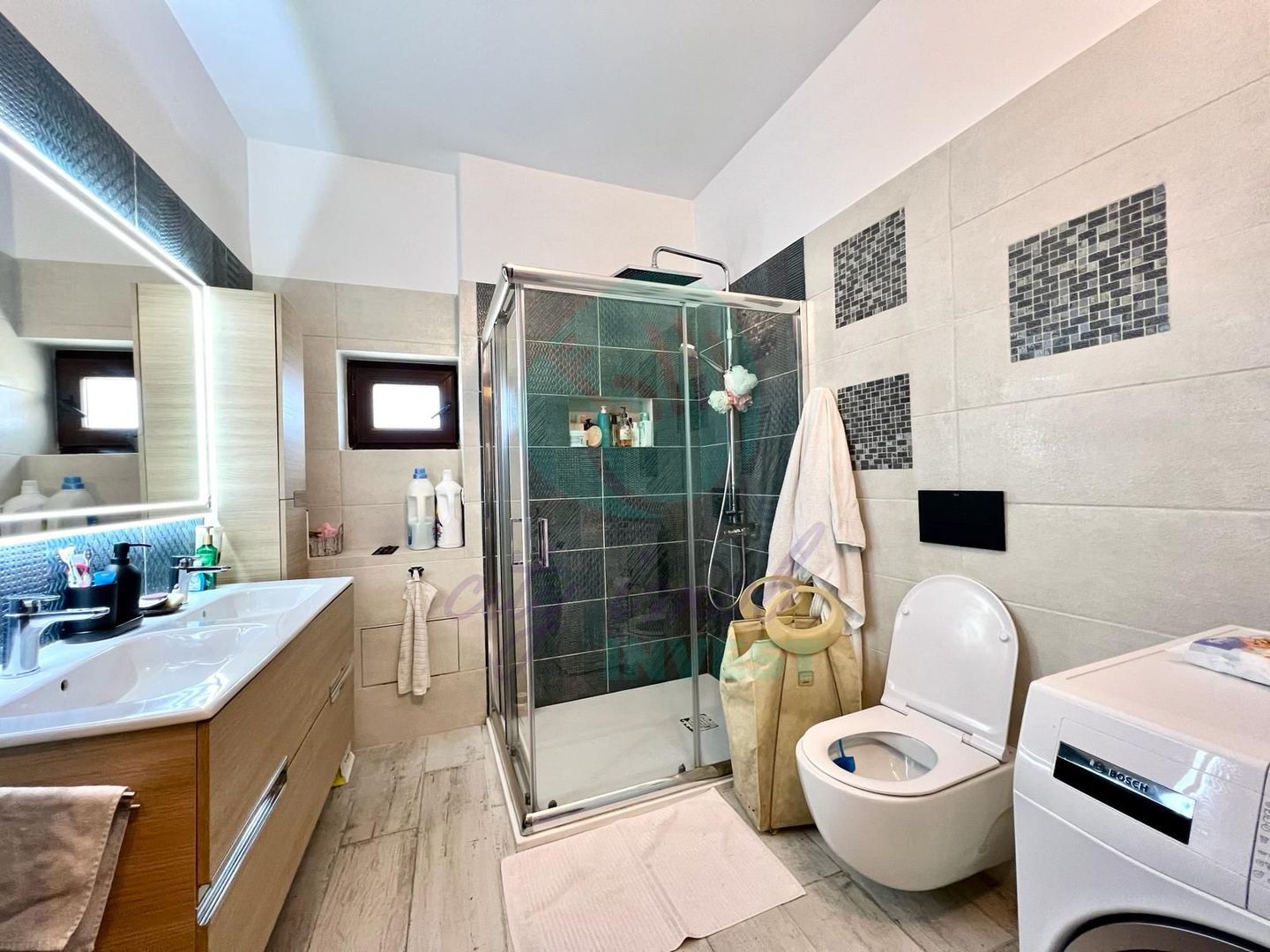 APARTAMENT PREMIUM IN VILA-FINISAJE DE LUX-UNIRII-CURTE PROPRIE - Poză 12