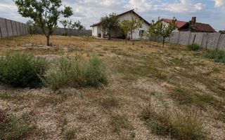 Casa renovata anul trecut  cu 1100 mp de teren in localitatea Les - Poză 3