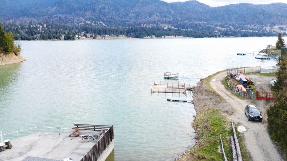 Teren 5164 mp-ideal pensiune, cabane, restaurant-30 m de Lac Colibita - Poză 1