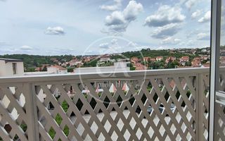 Apartament cu 3 camere de închiriat în zona Centrala, Oradea - Poză 11