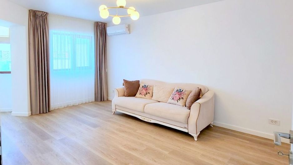 De vanzare apart. 3 camere Faleza , vedere Dunare, 78 mp, renovat premium - Poză 15