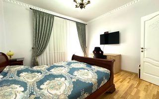 Vilă Spectaculoasă cu Piscină Privată, Dealuri Oradea, 460mp - Poză 3
