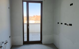 3 camere Clinicilor | terasa 30 mp| vedere spre Parcul Central | Comision 0% - Poză 6