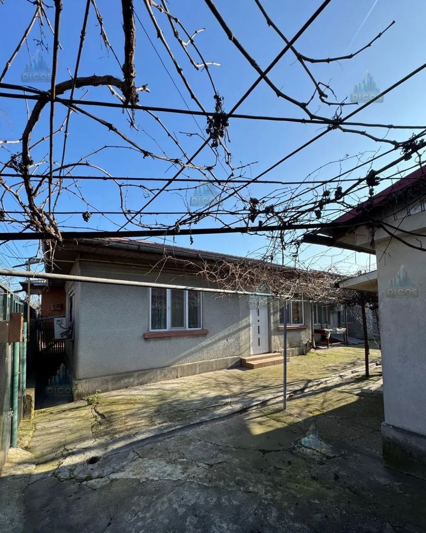 De Vânzare - Casă, Strada Griviței - Poză 35