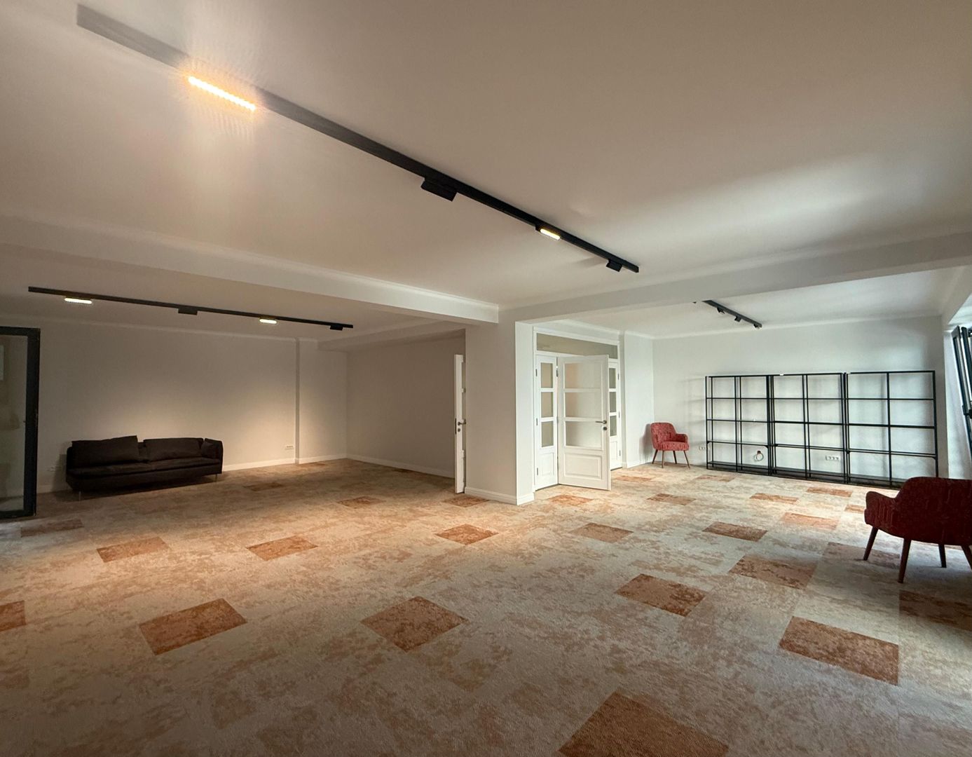 De închiriat spațiu la parter | Barbu Văcărescu - Poză 3