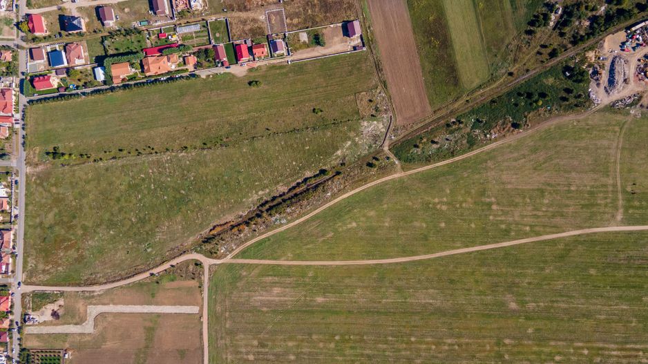 Teren în Bujac, strada Orizontului, suprafață 28.000 mp - Poză 4