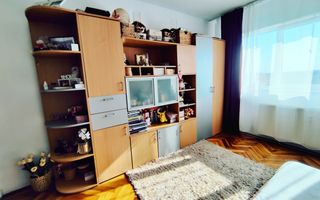 APARTAMENT SEMIDECOMANDAT  3 CAMERE COMPLEX STUDENTESC - Poză 2