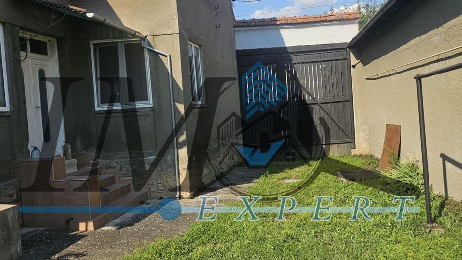 Casa de Vanzare in zona centrala in Geoagiu - Poză 9