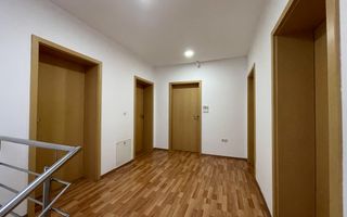 Casă individuală cu 5 camere și teren foarte mare |Moșnița Veche| - Poză 13