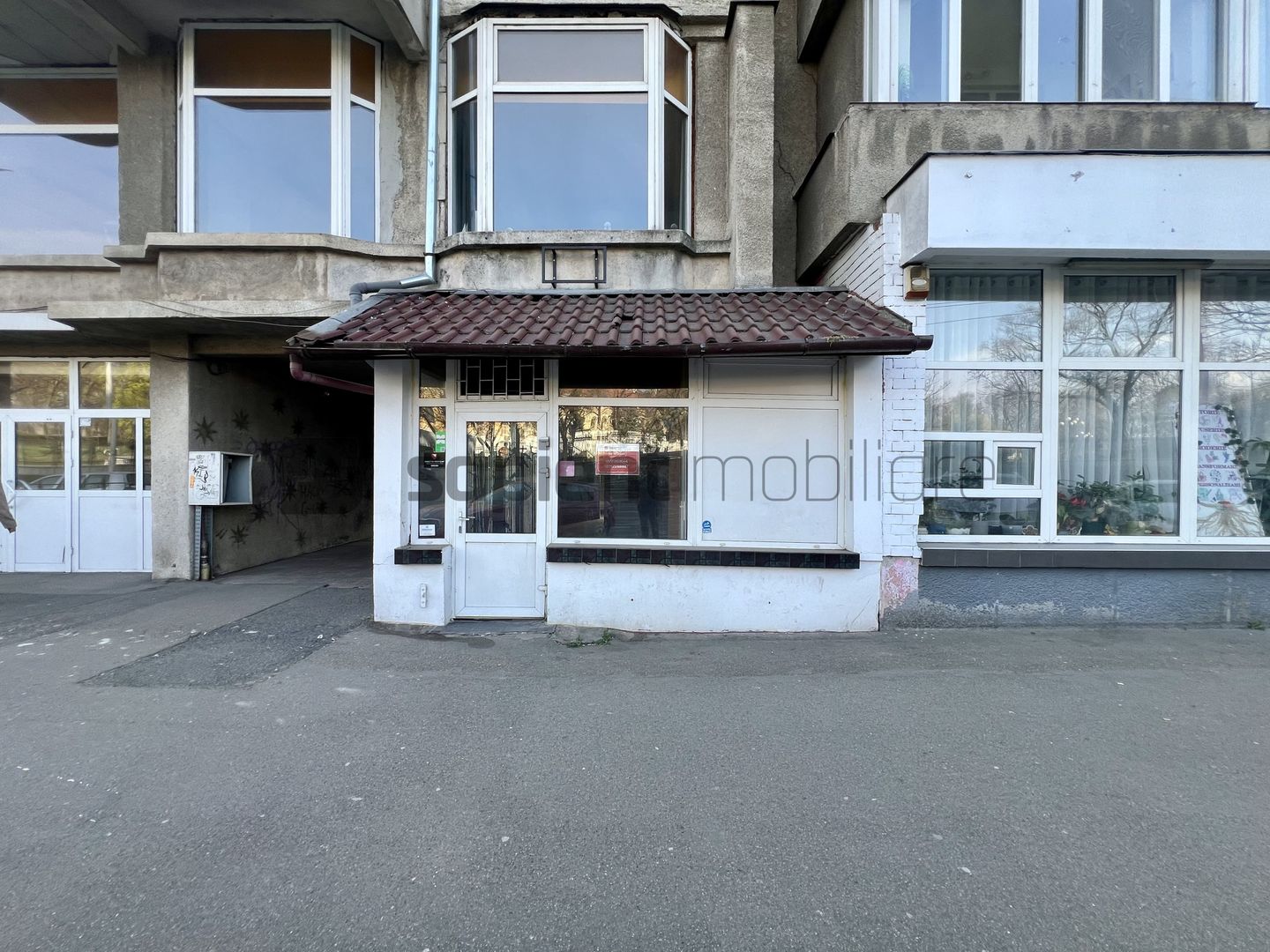 Sapient | Spațiu comercial în Piața Creangă, Oradea - Poză 2