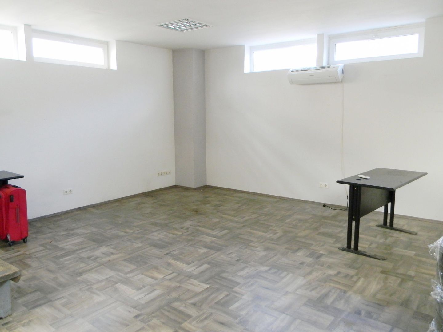 Hala industriala in zona Tractorul - Poză 5