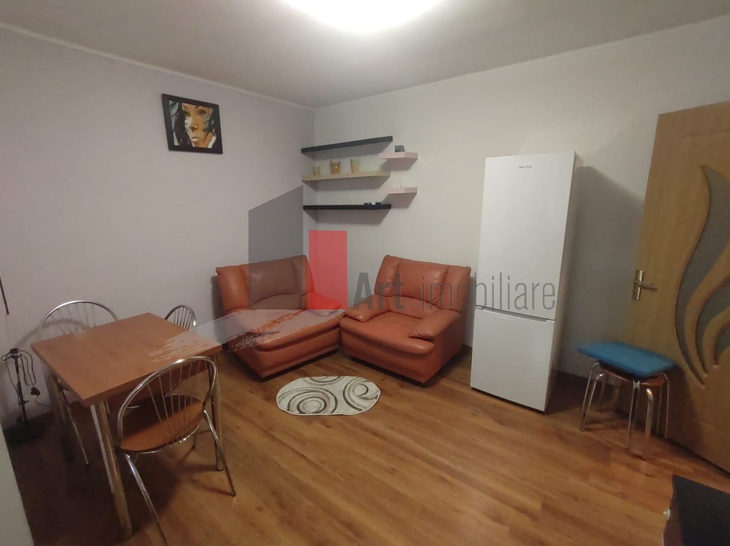 Închiriere apartament 2 camere Apărătorii Patriei - Poză 2