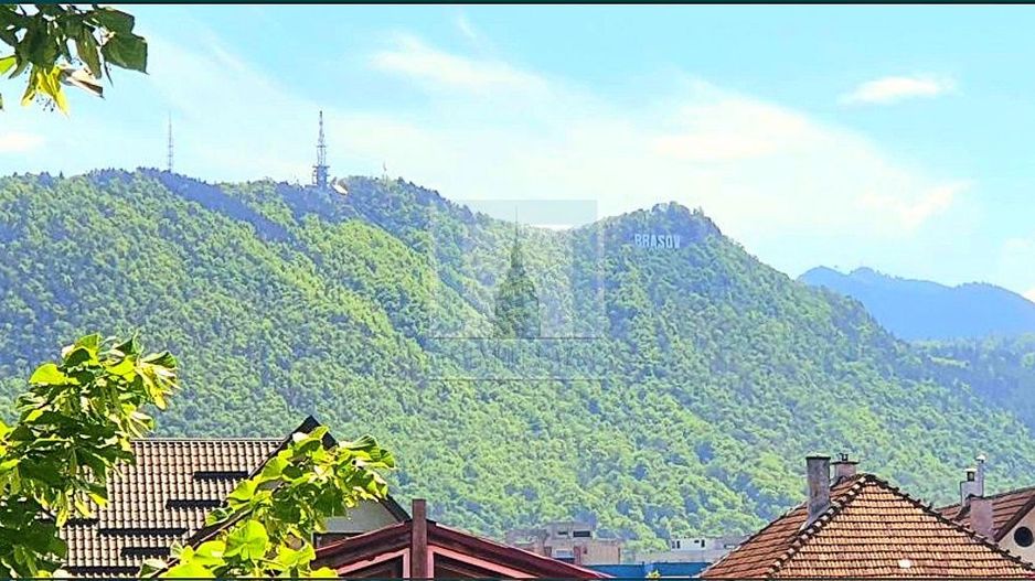 Apartament 4 camere de vanzare/ zona Tractorul - Poză 1