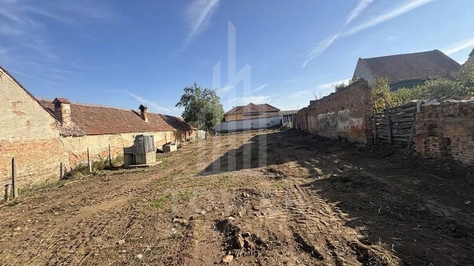 Teren 693mp Ludos - Sibiu - Poză 1