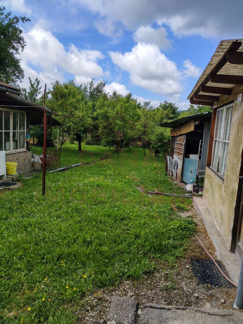 CASĂ DE VÂNZARE 5 CAMERE ÎN OȚELU-ROȘU, \JUD. CS - Poză 22