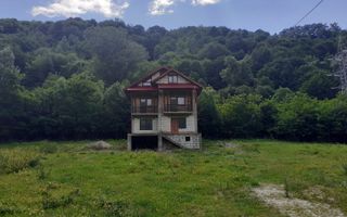 VILA 8 CAMERE, TEREN 5000 MP CAMPULUNG, APA SARATA - Poză 1