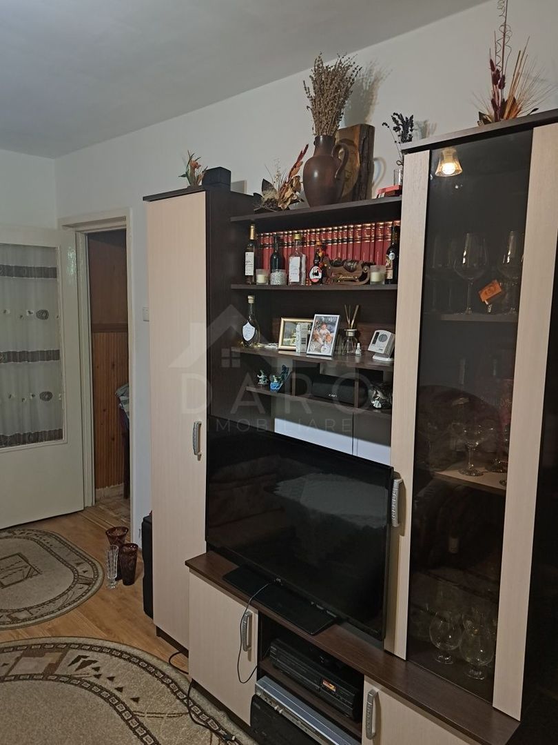 Apartament de vânzare - Poză 1