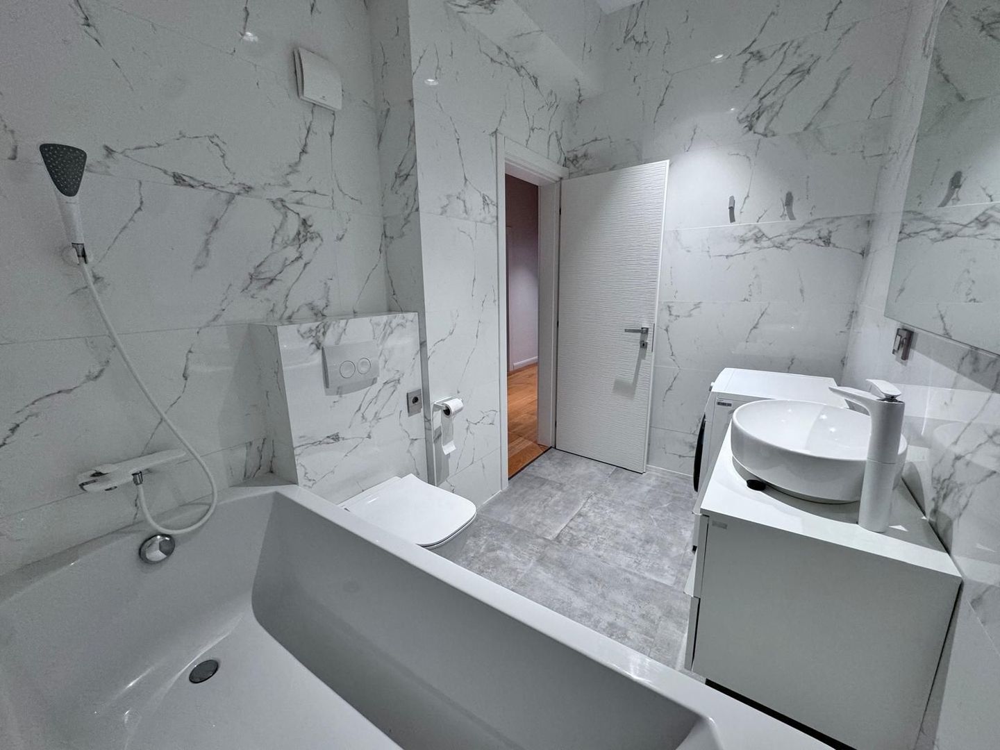 Penthouse parc Herastrau apartament 5 camere 3 băi - Poză 13