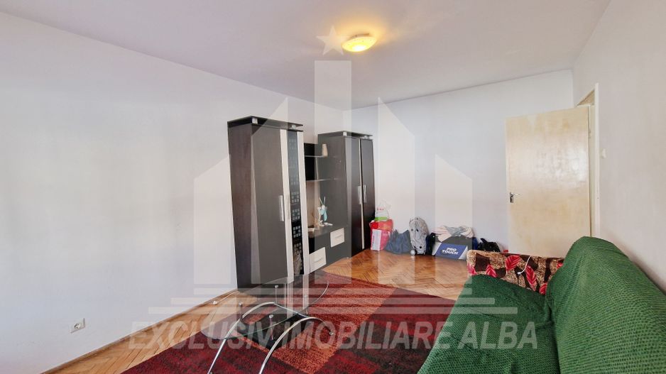 Apartament cu 3 camere, etajul 1, Cetate - zona Liceul Sportiv - Poză 2