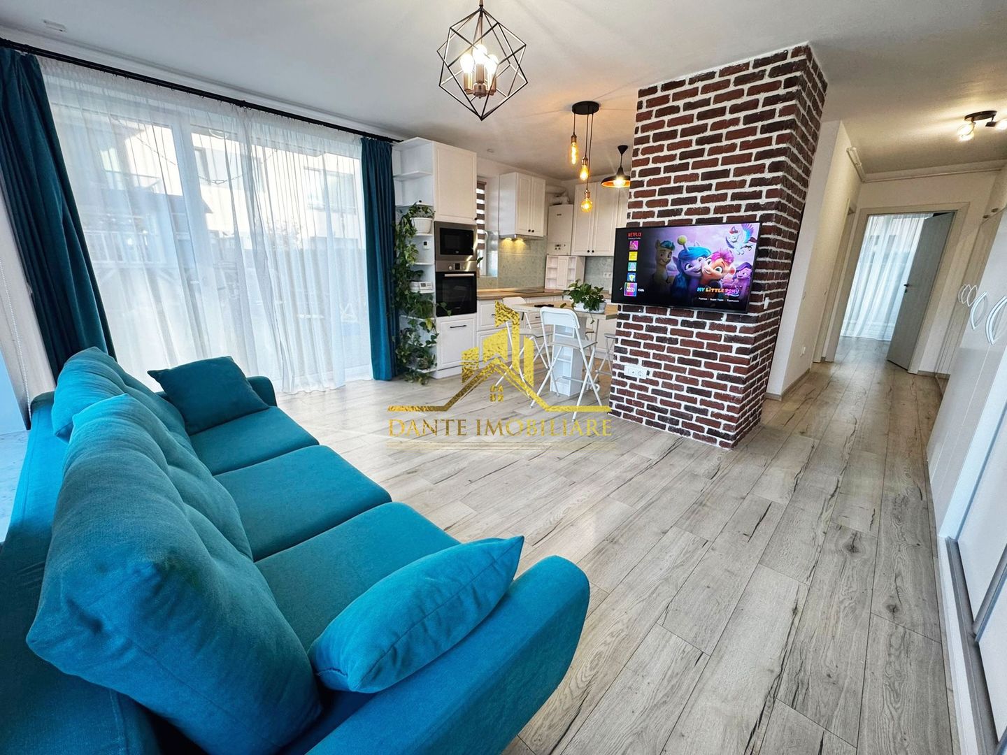 2 camere, ultrafinisat, mobilat lux, curte, parcare, Zorilor, UMF - Poză 3