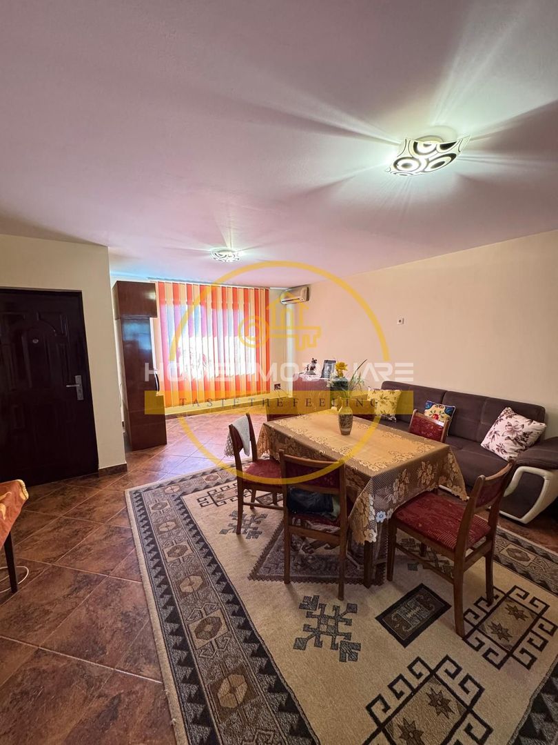 Casa de vanzare parter+etaj / 7 camere/ 1550mp teren+ 240mp utili+garaj / Dancu - Poză 3