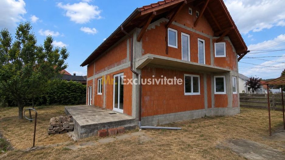 casa de vânzare Str. Dorobanților Satu Mare - Poză 2