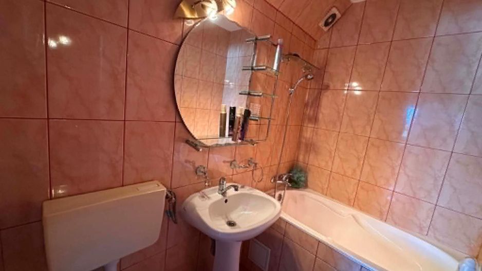 Aradului | 2 Camere | Etaj Intermediar | Decomandat. - Poză 2
