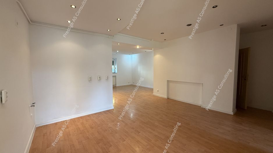 Proprietate versatila | 271 mp utili | renovata complet – Elisabetin, Porumbescu - Poză 2