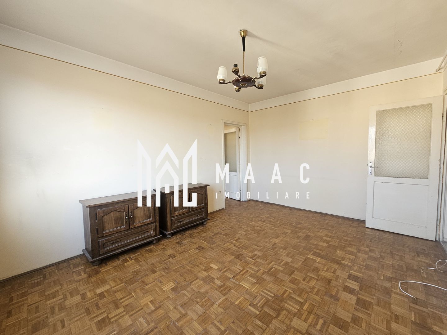 Apartament 3 camere | Semidecomandat | Balcon | Rahovei - Poză 1