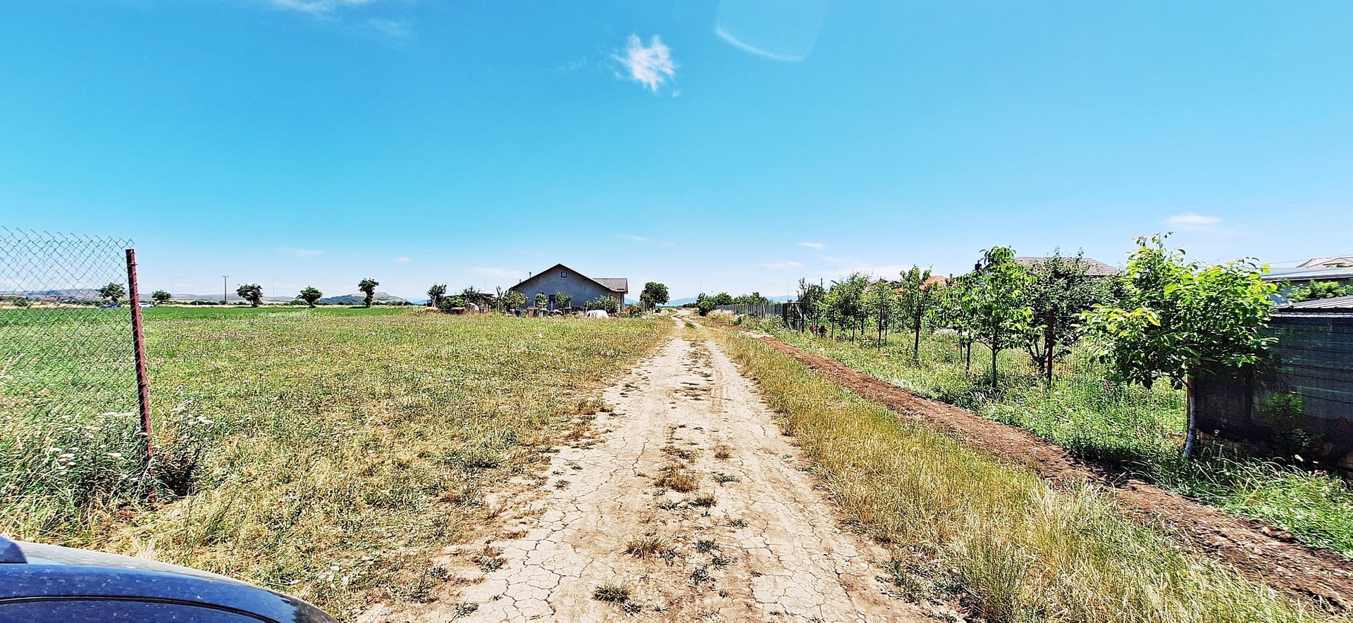 Bod, intrare dinspre Sanpetru, teren intravilan 662mp, pret 33100 euro - Poză 2