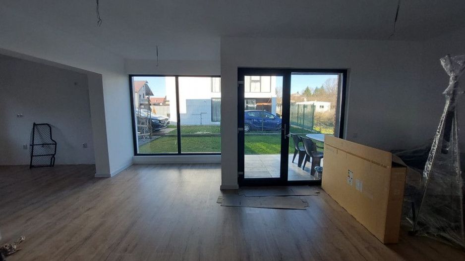 Vanzare Vila 4 camere Stefanesti - Poză 10