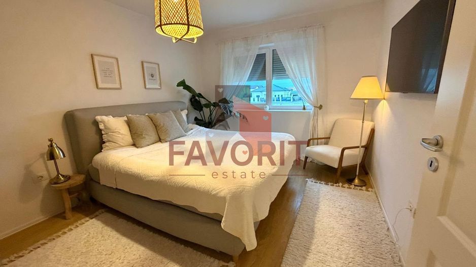 Duplex cu 4 camere | 2 Bai | Garaj | Giroc - Poză 8