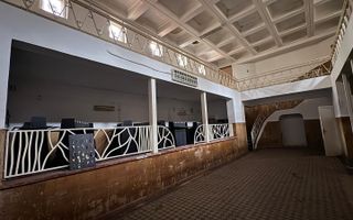 Imobil comercial si piscina functioala Piata Victoriei - Poză 5