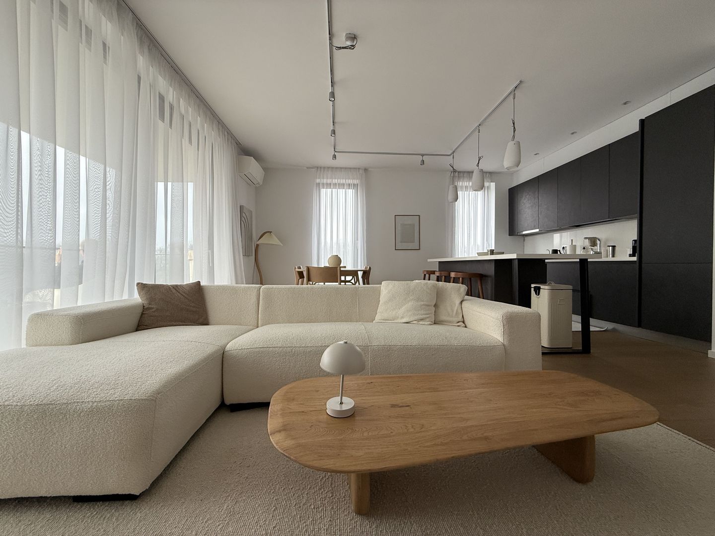 Apartament Jandarmeriei | Stejarii (The Ivy) - Poză 21