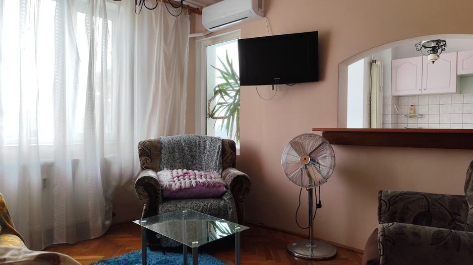 Apartament 3 camere de inchiriat, B-dul Dacia - Rogerius, Oradea - Poză 2