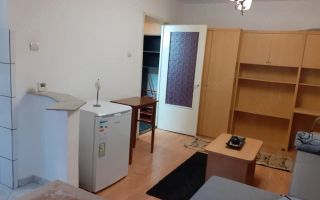 1 camera zona Lunei etaj 2 cu centrala - Poză 2