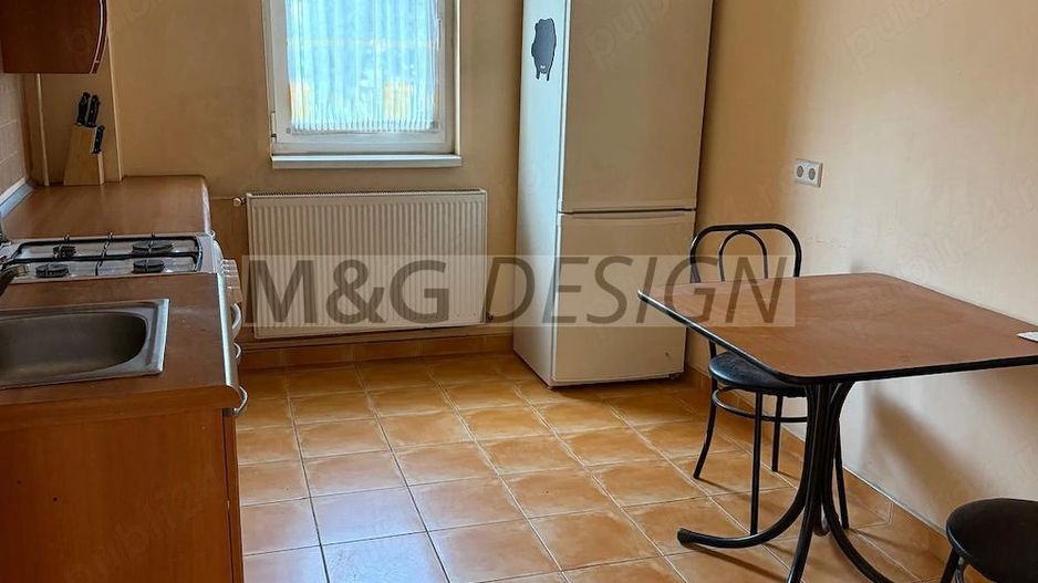 Apartament 2 camere Complexul Studentesc etaj 1 - Poză 3