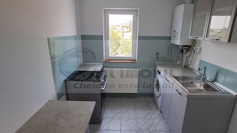 Apartament cu o camera, zona Gara, 3/4 - 73.000 euro ! - Poză 3