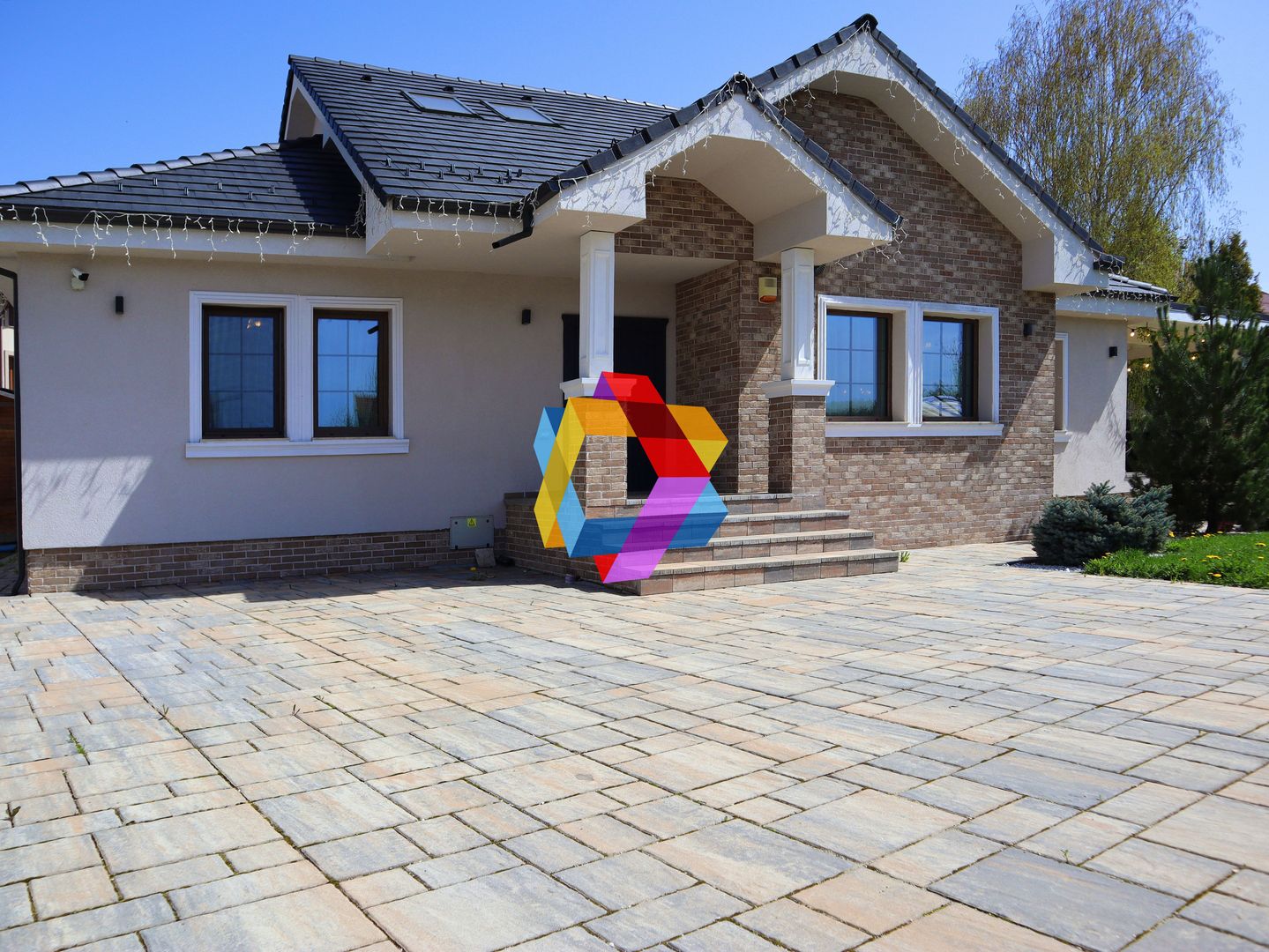 Casa deosebita cu 4 camere,  228 mp, Brașov - Cartierul Stupini - Poză 1