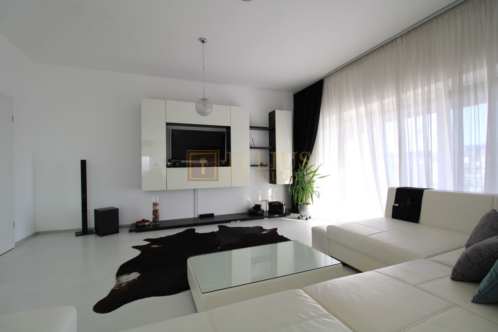 Lipovei, 4 camere + 2 bai, centrala proprie, pet-friendly - Poză 3