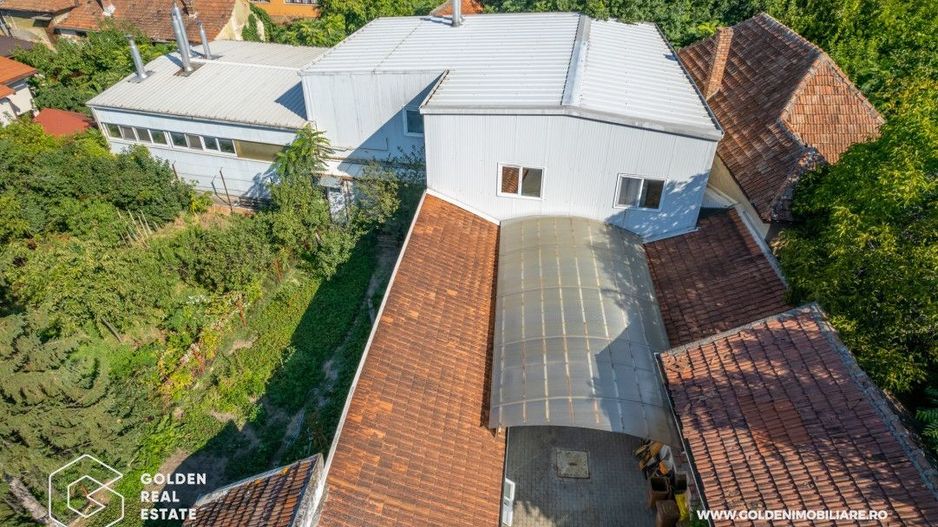 Locuinta de familie cu spatiu ideal pentru dezvoltarea unei afaceri - Poză 12