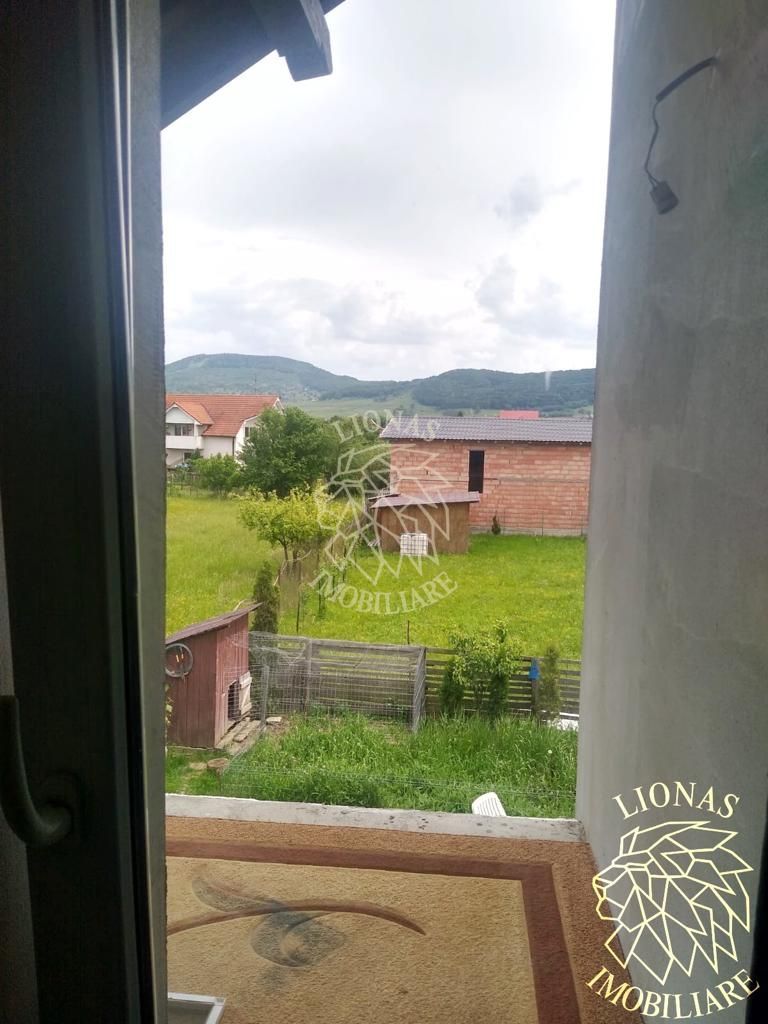 Casa inviduala 5 camere-teren 650 mp-garaj-Zona Pensiunea Morariu - Poză 6