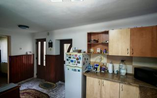 Corp de casa 4 camere zona Nicopole,curte comuna cu 1 familie. - Poză 4
