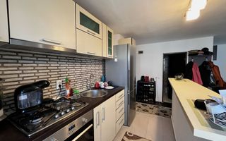 Apartament de 3 camere | de vanzare | Parcare inclusa - Poză 4