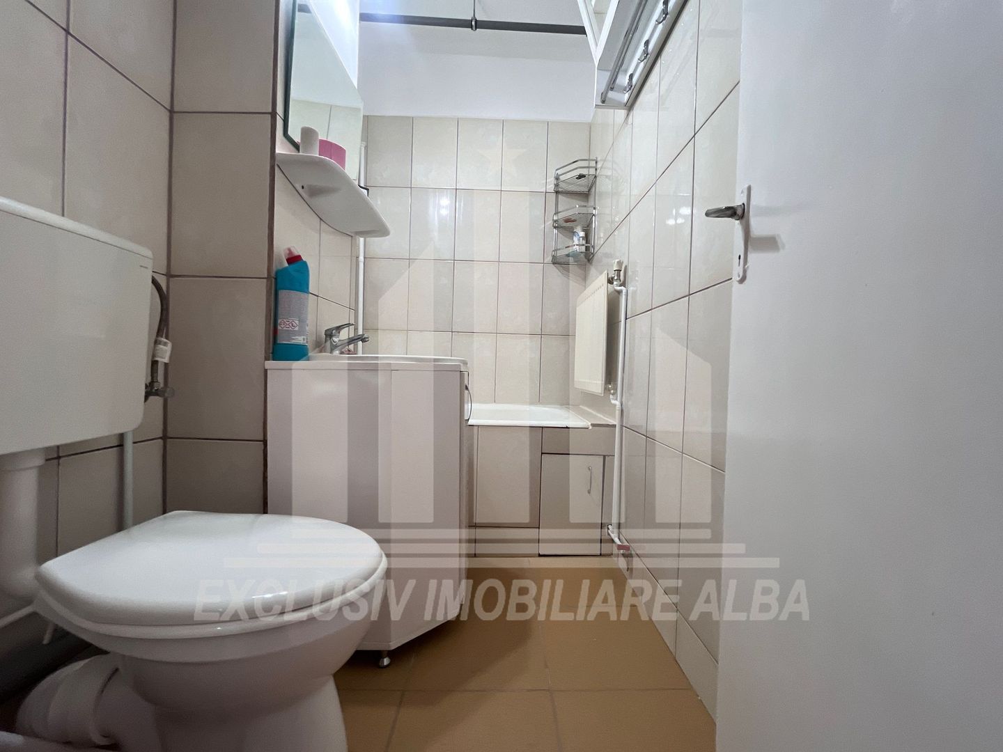 Garsoniera de inchiriat, Cetate - Poză 3