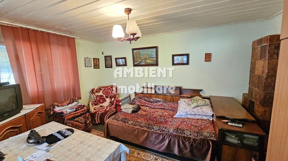 REDUCERE de PRET - Casa traditionala in Secuia, la 10 km de Vaslui; - Poză 5